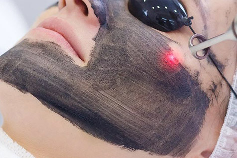 derma-skin-center-therapeftiko-lazer-therapeia-lampsis-me-anthraka-thumb